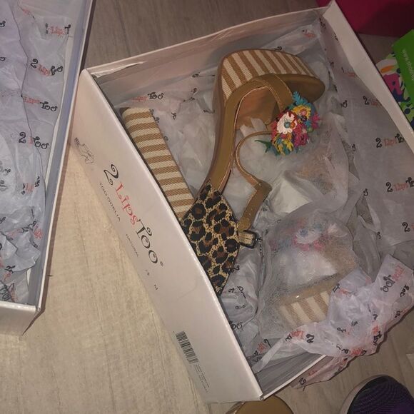 Multi color beaded chunky heels - Picture 7 of 8